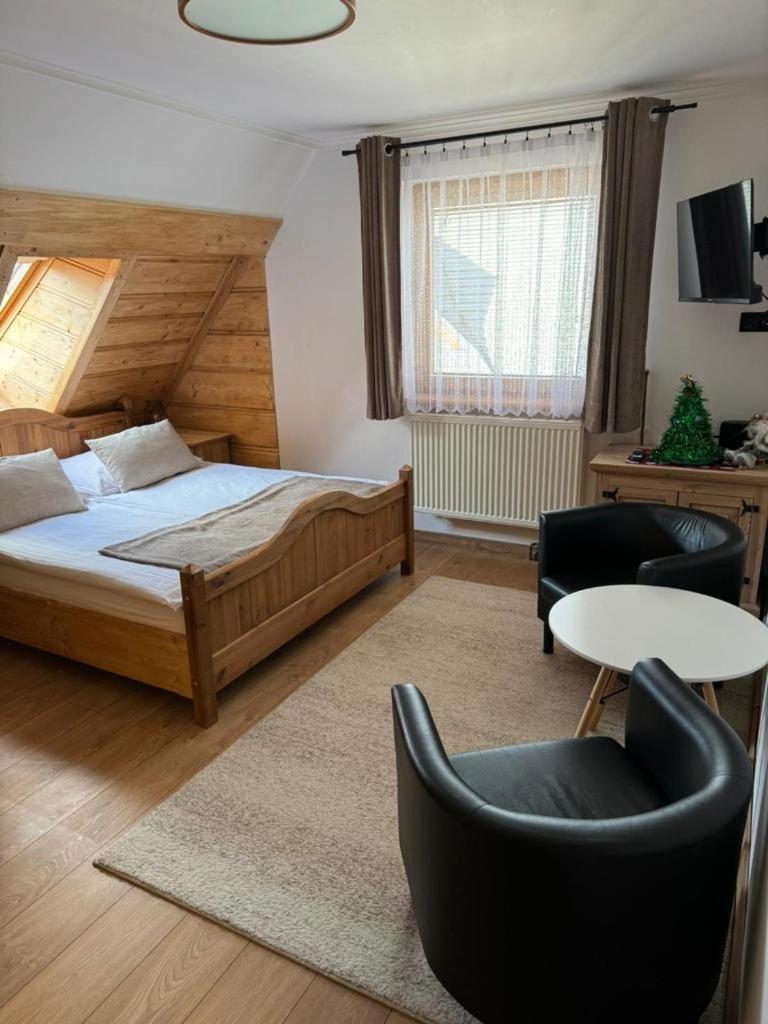 Apartamenty I Pokoje Krupowki Tuz Tuz Zakopane Quarto foto
